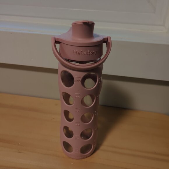 Lifefactory 16 oz Glass Water Bottle - Light pink - Picture 1 of 4
